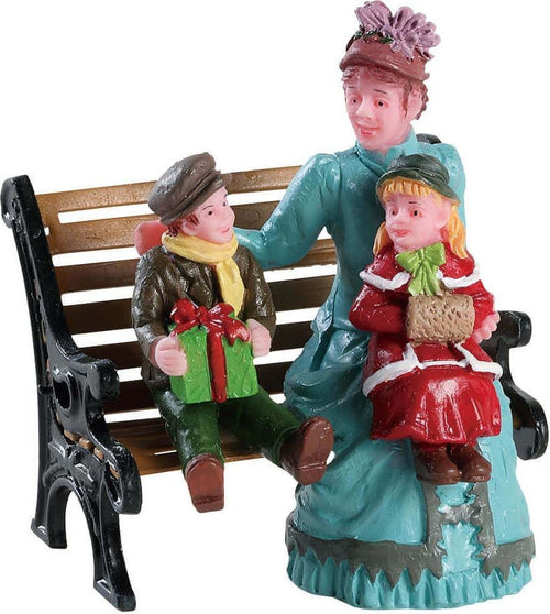 Seduti insieme, personaggio per villaggio di Natale in Poliresina‎ Casa e cucina/Decorazioni per interni/Addobbi e decorazioni per ricorrenze/Decorazioni natalizie/Oggettistica MagiediNatale.it - Altamura, Commerciovirtuoso.it