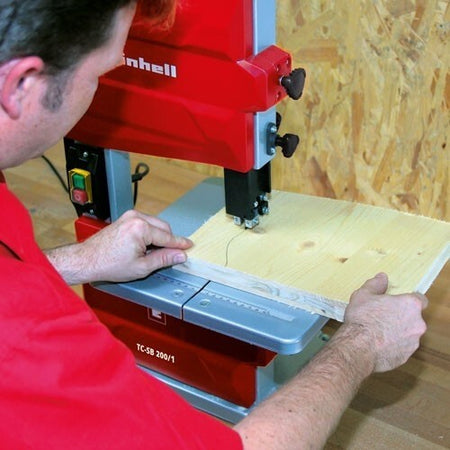 SEGA A NASTRO EINHELL TC-SB 200/1 MOTORE 250 W LAMA 1400 X 7 MM Fai da te/Utensili elettrici e a mano/Utensili elettrici/Seghe/Seghe a nastro Trade Shop italia - Napoli, Commerciovirtuoso.it