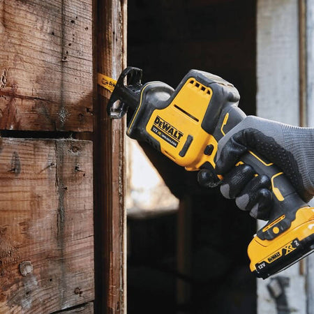 Sega Universale a batteria DeWalt DCS312D2 Compatta Sega portatile universale Brushless XR 12V 2x Batterie 2Ah