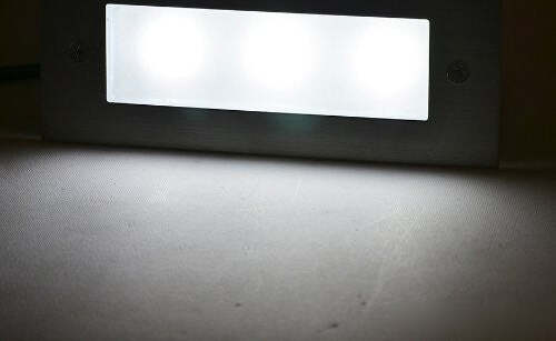 SEGNAPASSI SEGNAPASSO CALPESTABILE ESTERNO INTERNO A LED 3W FARETTO FARO PARETE  Trade Shop italia - Napoli, Commerciovirtuoso.it
