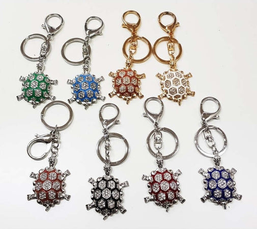 SET 12 BOMBONIERE TARTARUGA COLORATA 18 ANNI COMPLEANNO GLITTER PORTA CHIAVI Casa e cucina/Hobby creativi/Materiali per hobby creativi/Forniture per feste/Bomboniere Trade Shop italia - Napoli, Commerciovirtuoso.it