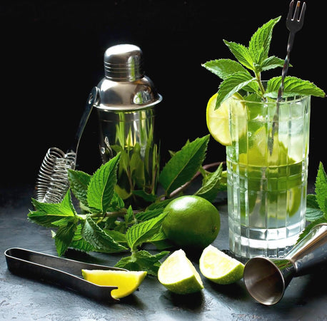 Set bartender 8 pezzi Shaker per cocktail con cassetta in legno idea regalo Casa e cucina/Utensili da cucina/Accessori vino e bar/Set di accessori da Cocktail La Zappa - Altamura, Commerciovirtuoso.it