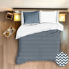 Set Copripiumino + Federe Bifaccia Doubleface Grigio Fantasia Zig Zag Parure Copripiumino Stampa Digitale 100% Cotone Made in Italy Casa e cucina/Tessili per la casa/Biancheria da letto/Copripiumini e set da letto/Set copripiumini e federe Novilunio - Sesto San Giovanni, Commerciovirtuoso.it