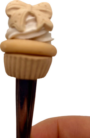 Set di 2 cucchiaini in argilla polimerica cupcake e marshmallow beige Casa e cucina/Stoviglie/Posate/Cucchiai e cucchiaini/Cucchiai speciali/Cucchiaini da caffè Led Mall Home - Napoli, Commerciovirtuoso.it