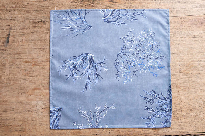 Set Di 6 Tovaglioli Da Tavola In Stoffa 45 X 45 Cm 100% Cotone Stampa Digitale Dai Colori Vivi Ed Intensi Lavabili In Lavatrice Made In Italy Mare D'inverno Casa e cucina/Tessili per la casa/Tessili da cucina/Tovaglioli Novilunio - Sesto San Giovanni, Commerciovirtuoso.it