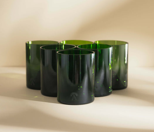 Set di bicchieri di vetro riciclato colorati/neri/verdi | bicchieri colorati ecosostenibili / bicchieti da bottiglie di vino colorate