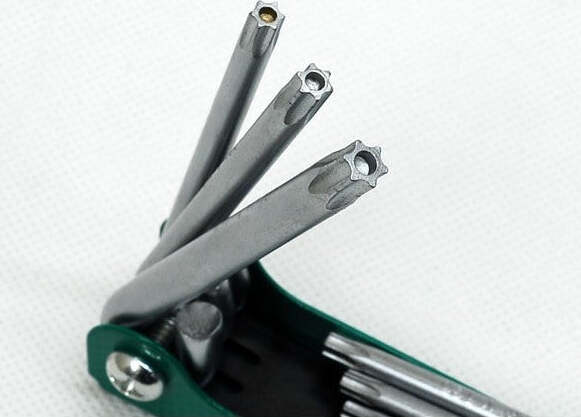 SET KIT CHIAVINI TORX 8IN1FORATI TASCABILI PIEGHEVOLE T 10 15 20 25 27 30 40 45 Fai da te/Utensili elettrici e a mano/Utensili a mano/Cacciaviti/Set cacciaviti Trade Shop italia - Napoli, Commerciovirtuoso.it