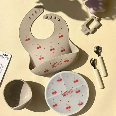 Set-pappa-(ciotola-piatto-bavaglino-e-posate-in-acciaio-inox)--beige