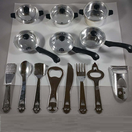 SET PENTOLE PENTOLINE GIOCATTOLO STOVIGLIE CUCINA BAMBINA CUCININA DAI 3 + ANNI Giochi e giocattoli/Giochi d'imitazione e accessori di travestimento/Costumi e travestimenti/Kit di travestimento Trade Shop italia - Napoli, Commerciovirtuoso.it