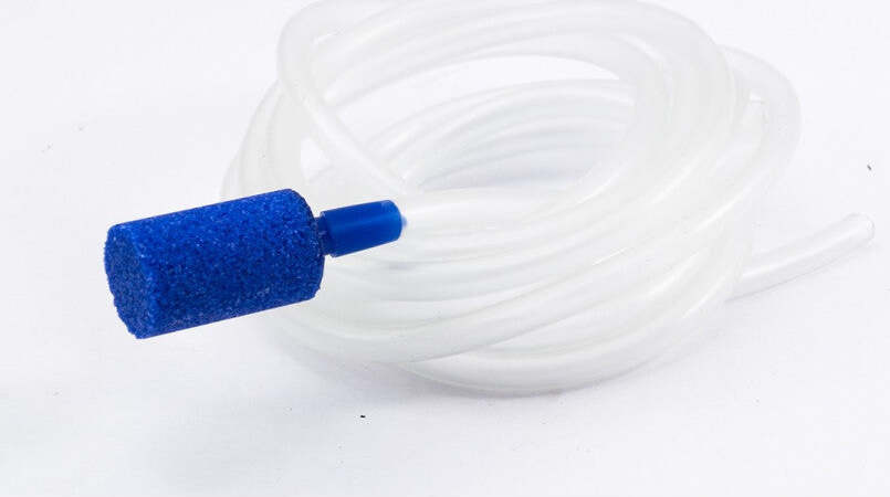 Set-Per-Areatore-Con-Pietra-Porosa-E-Tubo-Flessibile-In-Silicone-Acquario-2mt