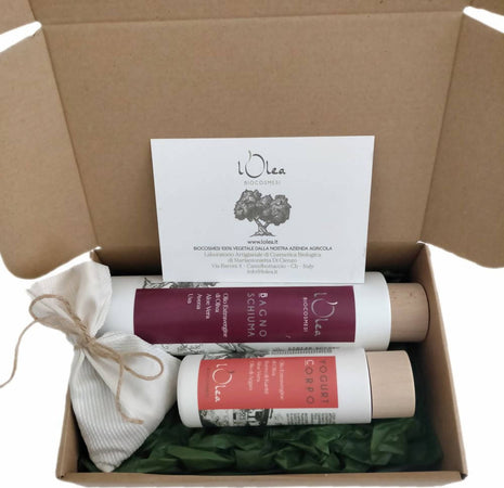Set Regalo Corpo Bagnoschiuma Biologico 500ml Idratante Lenitivo Con Avena + Crema Yogurt Corpo 100% BIO Bellezza/Cura della pelle/Set regalo L’Olea Biocosmesi - Castelbottaccio, Commerciovirtuoso.it