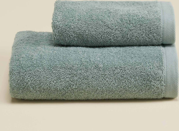Set-spugna-1-1-Viso-e-Ospite-Perla