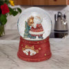 Sfera di vetro con acqua, decorazione natalizia con Babbo Natale da Ø 10 x h 14 cm Casa e cucina/Decorazioni per interni/Addobbi e decorazioni per ricorrenze/Decorazioni natalizie/Neve artificiale MagiediNatale.it - Altamura, Commerciovirtuoso.it