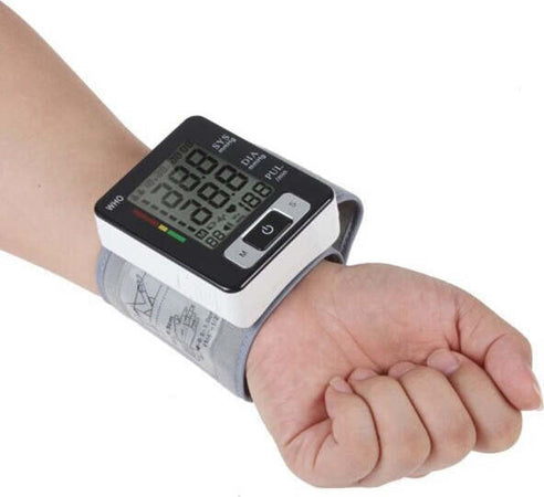 Sfigmomanometro Misuratore Di Pressione Da Polso Digitale Auto Aritmia Salute e cura della persona/Prodotti e apparecchiature mediche/Apparecchi diagnostici e di monitoraggio/Misuratori della pressione arteriosa/Misuratori da braccio/Misuratori elettrici Trade Shop italia - Napoli, Commerciovirtuoso.it