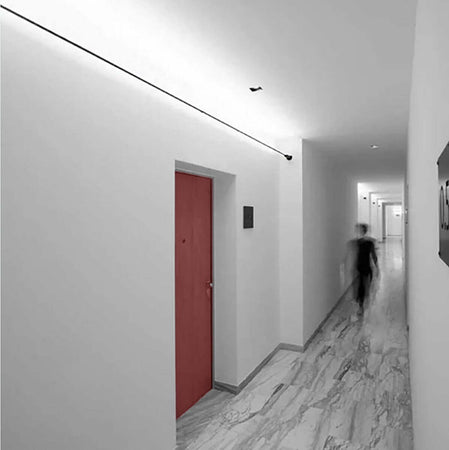 Sistema-montaggio-strip-led-Redo-Group-Italia-XSKYLINE-12mt-nastro-acciaio-rigido-sezionabile