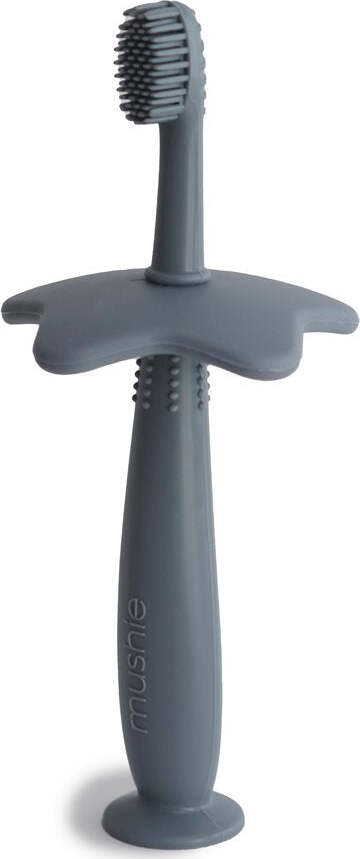 Spazzolino da denti da allenamento Mushie blu Salute e cura della persona/Cura di bambini e neonati/Igiene dentale/Igiene dentale prima infanzia/Spazzolini da denti La Casa Del Bebè - Napoli, Commerciovirtuoso.it