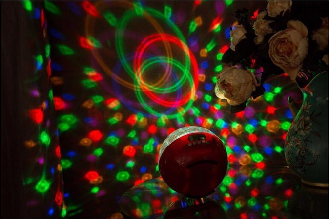 SPEAKER CASSA BLUETOOTH MP3 CON LUCI ROTANTI EFFETTO DISCOTECA PROIETTORE DJ Elettronica/Audio e video portatile/Accessori/Casse portatili e Docking Station con altoparlanti/Casse portatili Bluetooth Trade Shop italia - Napoli, Commerciovirtuoso.it