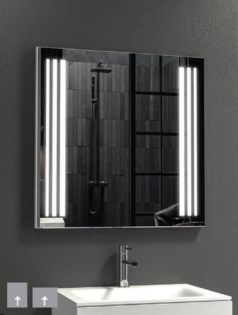 Specchio Da Bagno Quadrato Con Luce LED 75x75 Casa e cucina/Bagno/Mobili da bagno/Specchi da bagno/Specchi da parete Shopbagno.it - Roma, Commerciovirtuoso.it