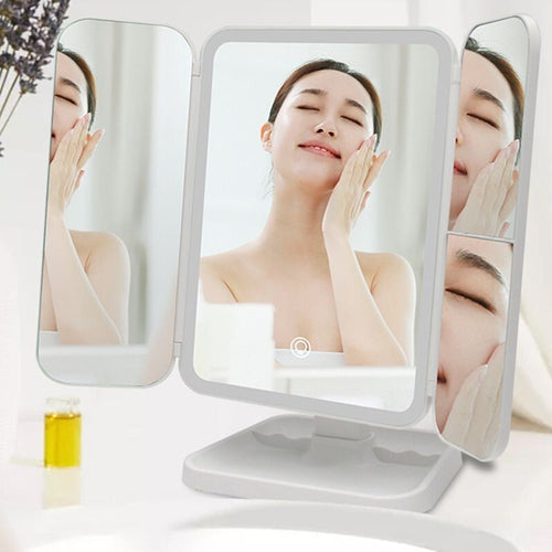 Specchio Make Up Illuminato Con Luci Led Specchi Regolabili Trucco Ricaricabile Casa e cucina/Decorazioni per interni/Specchi/Specchi da parete Trade Shop italia - Napoli, Commerciovirtuoso.it