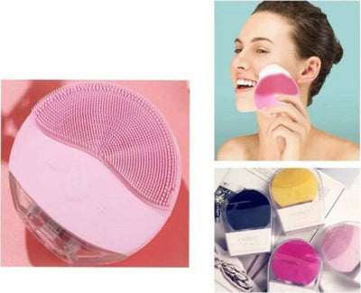 Spugna Spugnetta Per Crema Viso Con Dosatore Cura Corpo Donna Pulizia Scrab Bellezza/Accessori e strumenti di bellezza/Strumenti e accessori per trucco/Accessori per trucco viso/Spugne piumini e spugnette Trade Shop italia - Napoli, Commerciovirtuoso.it