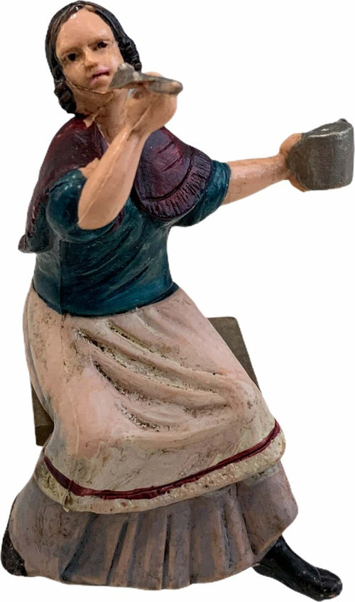 Statuetta per presepe natalizio donna che mangia con una posata ed un piatto h 10 cm Casa e cucina/Decorazioni per interni/Addobbi e decorazioni per ricorrenze/Decorazioni natalizie/Presepi/Statuine e fondali per il presepe MagiediNatale.it - Altamura, Commerciovirtuoso.it