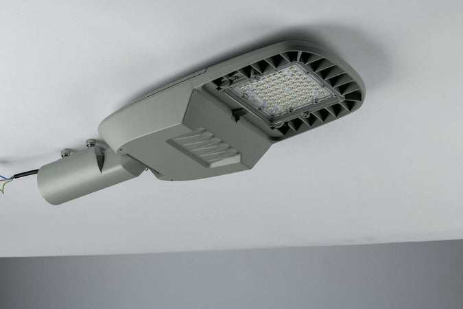 Stradale Led Streetway Silver 50W 6500Lm 4000K Ip65 60,6X23X9Cm Illuminazione/Illuminazione per esterni/Lampioni Led Mall Home - Napoli, Commerciovirtuoso.it