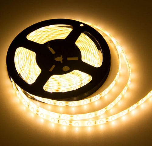 Striscia 150 led con trasformatore per interno 5 mt sezionabile Casa e cucina/Decorazioni per interni/Addobbi e decorazioni per ricorrenze/Decorazioni natalizie/Luci natalizie/Catene luminose per interni MagiediNatale.it - Altamura, Commerciovirtuoso.it