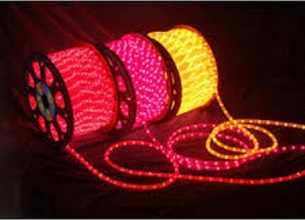 STRISCIA STRIP LED A METRO LED LUCE FREDDA CALDA RGB DRIVER INCLUSO PER ESTERNO Illuminazione/Strisce LED Trade Shop italia - Napoli, Commerciovirtuoso.it