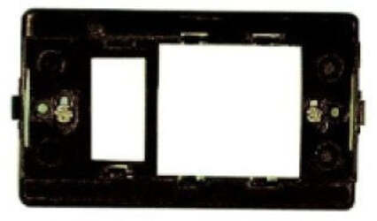 SUPPORTO SCHUKO+1 POSTO PER SCATOLE 3 POSTI