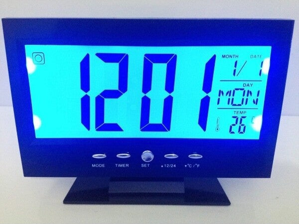 Sveglia Orologio Da Tavolo Ampio Display Lcd Retro Illuminato A Led Casa e cucina/Decorazioni per interni/Orologi/Sveglie Trade Shop italia - Napoli, Commerciovirtuoso.it