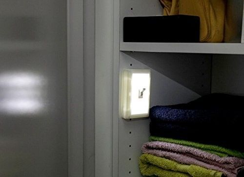 SWITCH LIGHT - Luce da notte led  con interruttore - 3 batterie AAA + adesivo per attaccare alle parete Illuminazione/Illuminazione per interni/Illuminazione per bambini/Luci notturne per bambini Led Mall Home - Napoli, Commerciovirtuoso.it