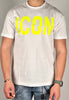 T-shirt-bianca-con-logo-fluo