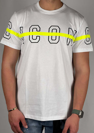 T-shirt-bianca-con-logo-nero-e-fluo