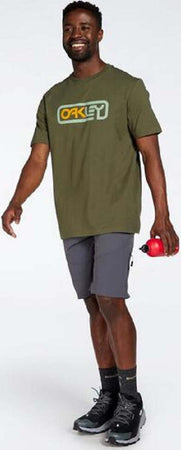 T-Shirt Uomo Oakley Locked in B1b Maniche Corte Moda/Uomo/Abbigliamento/T-shirt polo e camicie/T-shirt Snotshop - Roma, Commerciovirtuoso.it