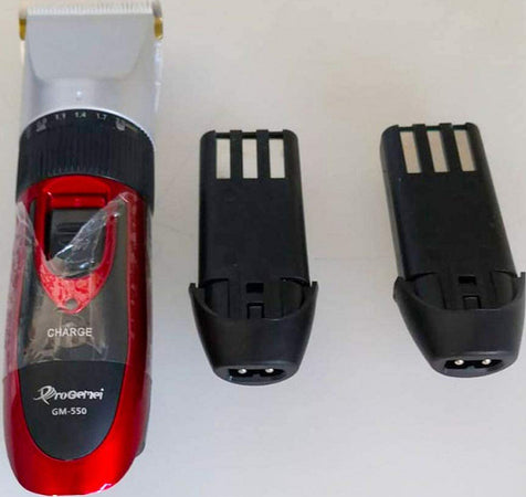 Tagliacapelli Professionale Rasoio Elettrico Doppia Batteria Ricaricabile Gm-550 Salute e Bellezza > Depilazione e rasatura > Rasoi e Tagliacapelli Trade Shop italia - Napoli, Commerciovirtuoso.it