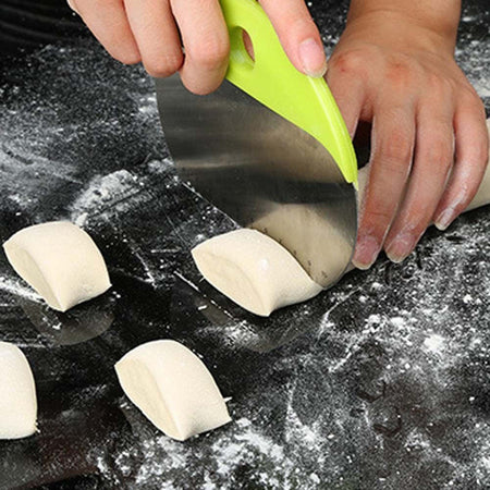 TAGLIAPASTA PIZZA MULTIFUNZIONE SPATOLA ROTONDO IN ACCIAIO INOX CON RIGHELLO Casa e cucina/Utensili da cucina/Rotelle tagliapizza Trade Shop italia - Napoli, Commerciovirtuoso.it