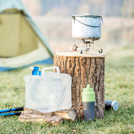 Tanica da campeggio pieghevole per uso alimentare con tappo 10 Lt Sport e tempo libero/Attività ricreative all'aperto/Camping e outdoor/Borracce e sistemi di idratazione/Contenitori d'acqua La Zappa - Altamura, Commerciovirtuoso.it