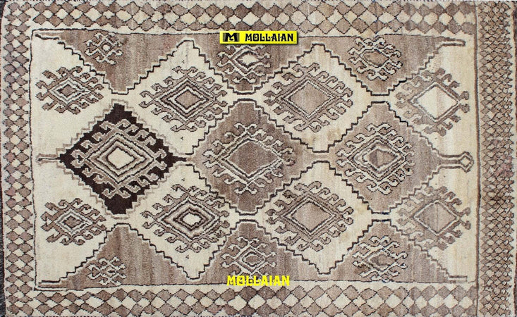 Tappeto Originale Gabbeh Kashkuli D'epoca 210x125 Cm Beige Sabbia Origine Persia Certificato In Vello Di Lana Motivi Geometrici Casa e cucina/Tessili per la casa/Tappeti e tappetini/Tappeti Mollaian Tappeti - Lecce, Commerciovirtuoso.it