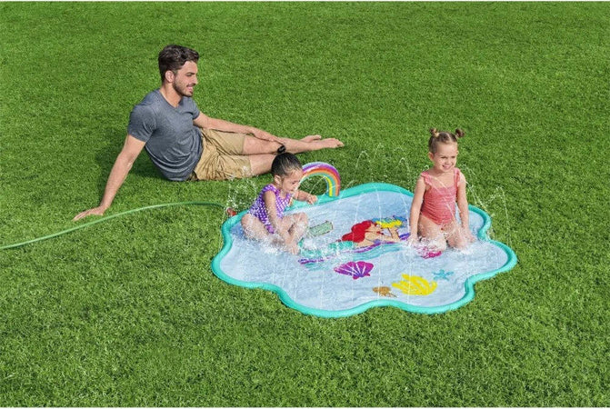 Tappettino Spruzzi Acqua Sirenetta Splash Pad 163x145cm Per Bambini Estate 9101 Giochi e giocattoli/Sport e giochi all'aperto/Giochi aquatici e piscine per bambini/Canotti e gonfiabili galleggianti Trade Shop italia - Napoli, Commerciovirtuoso.it