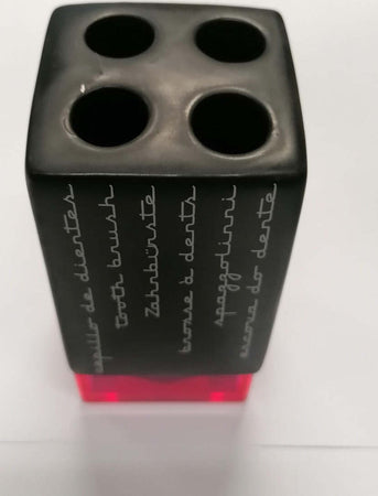 TATAY---PORTASPAZZOLINO-IN-CERAMICA-NERA-E-PVC-FUCSIA