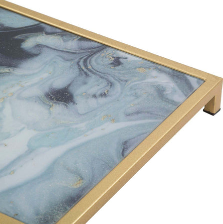 Tavolinetto-struttura-in-metallo-color-oro-e-ripiani-in-vetro-marmo-per-interni