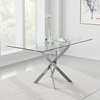 Tavolo Terra con gambe incrociate in metallo cromato e piano in vetro temperato, design moderno per arredo interno