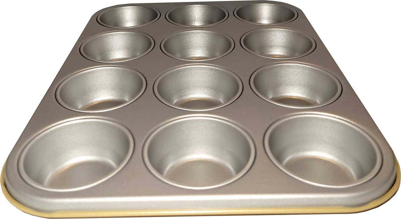 Teglia Da Forno per Muffin Antiaderente Dorata Su Fondo Argento Stampo per 12 Muffin Leggero E Resistente Casa e cucina/Teglie da forno e accessori per pasticceria/Teglie e stampi/Teglie per muffin e cupcake Ideart - Valdilana, Commerciovirtuoso.it