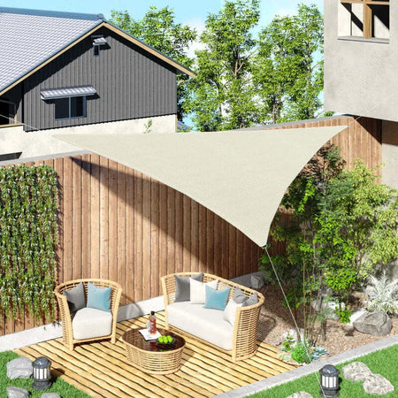 Tenda-a-Vela-Triangolare-Parasole-in-HDPE-per-Spazi-Esterni,-3x3x3-m,-Crema-Bianco-Avorio-ZX201-0617ZX2
