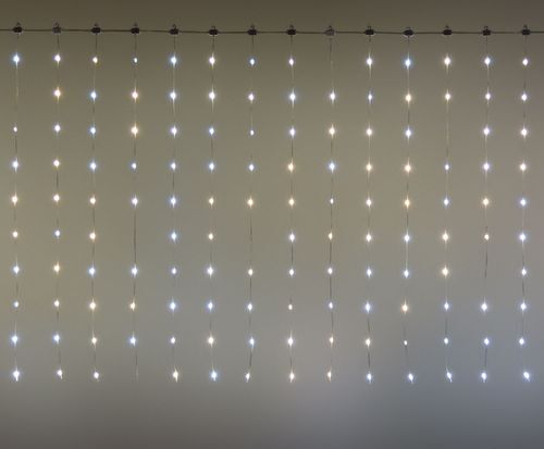 Tenda luminosa 300 luci pixel led di Natale cascata da interno ed esterno 300 cm Casa e cucina/Decorazioni per interni/Addobbi e decorazioni per ricorrenze/Decorazioni natalizie/Luci natalizie/Catene luminose per interni MagiediNatale.it - Altamura, Commerciovirtuoso.it