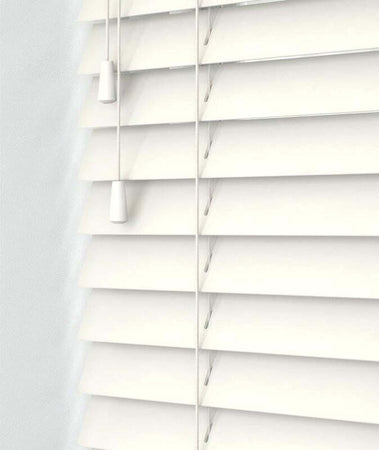 Tenda Veneziana Da Interno Casa Para Sole Effetto Legno Colore Bianco 80x175cm Casa e cucina/Tessili per la casa/Decorazioni per finestre/Tendine/Tende alla veneziana Trade Shop italia - Napoli, Commerciovirtuoso.it