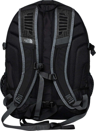 THE-NORTH-FACE-Borealis-Classic-backpack-in-black-da-uomo