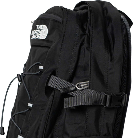 THE-NORTH-FACE-Borealis-Classic-backpack-in-black-da-uomo