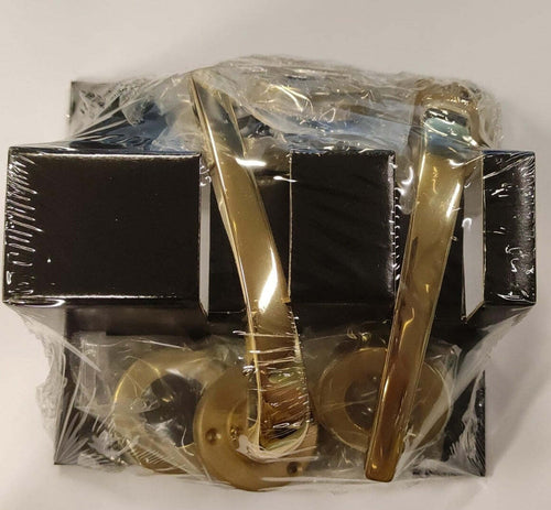 THEMA---MANIGLIA-CON-BOCCHETTA-TONDA-SERIE-CIGNO-FINITURA-ORO-LUCIDO-FORO-PATENT