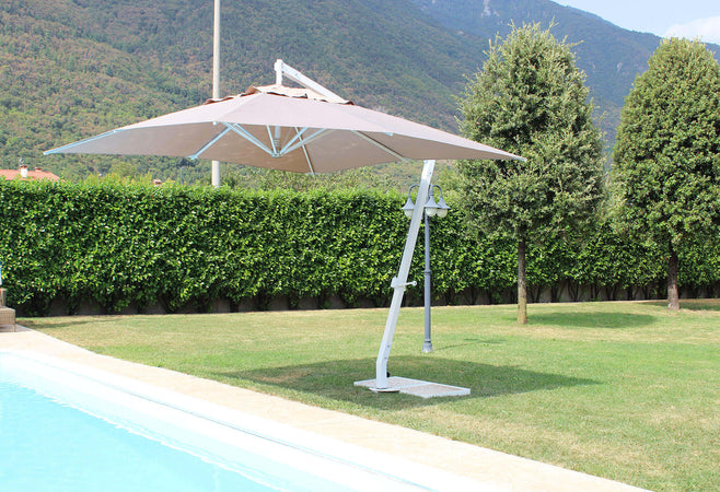 THEMA - ombrellone da giardino decentrato 3x4 in alluminio Tortora Milani Home